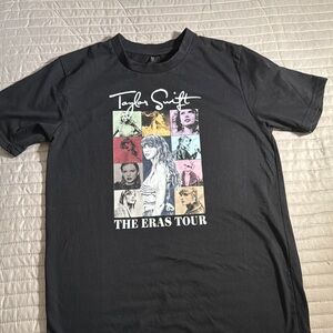 Taylor Swift The Eras Tour Black T-Shirt women’s size medium